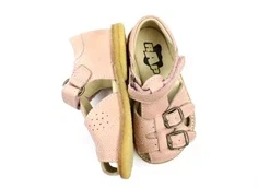 Arauto RAP sandal light rose med spænder og velcro